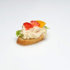 Toastje huzarensalade